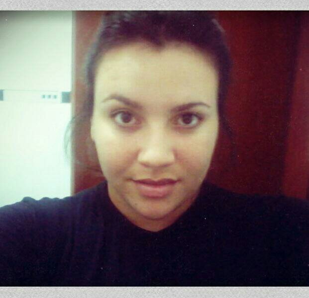 Sou segura dos meus atos dos meus ideias e de quem eu sou grossa sim, as vezes eu sou nao tolero pessoa estupida nao dou moral a qualquer um