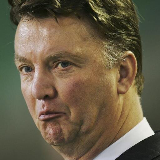 Louis numbur vun manager en ze Europe. I drop my shortsh when playur talk bek, nuts de shize of medeshin balls. #VanGaalDeBosch