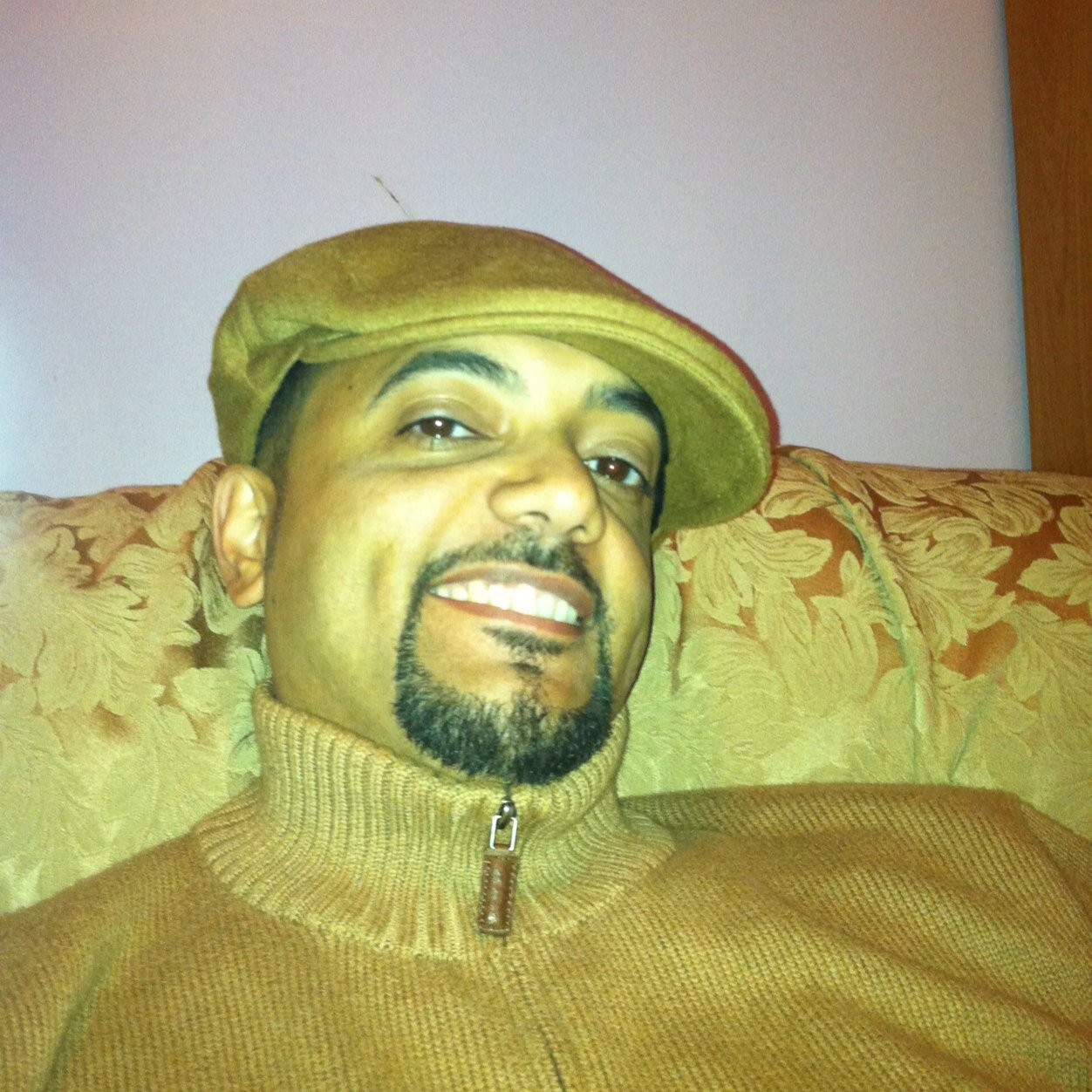 FRANKIEM718's profile picture. 