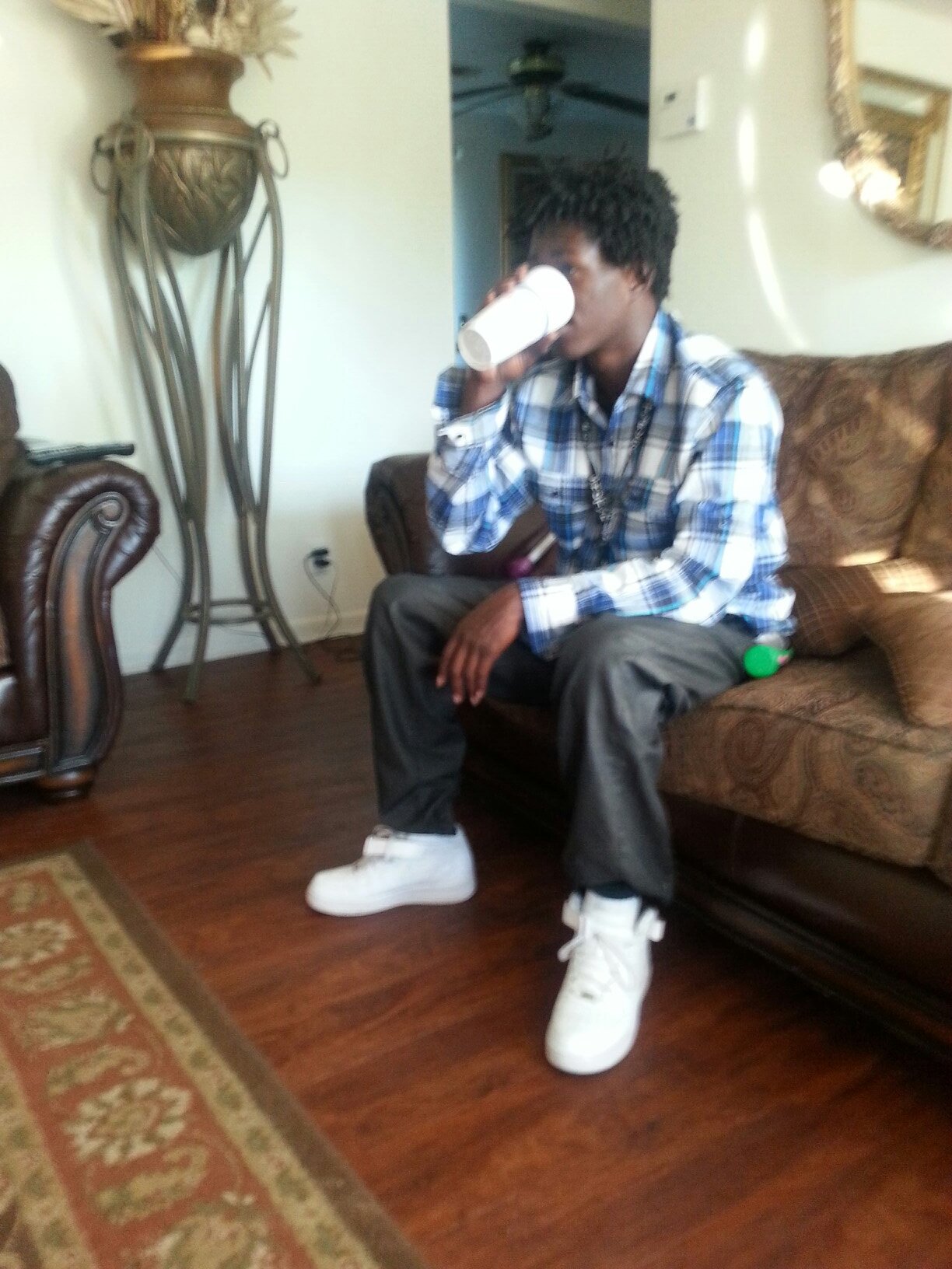 Up and coming Artist (For features, booking and etc. call me  478-636-1249