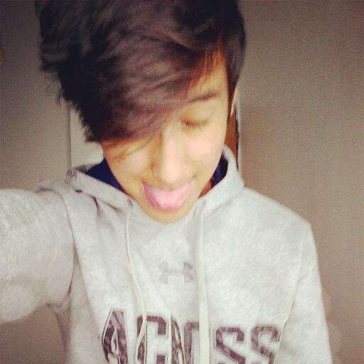 readbio4455's profile picture. FOLLOW HIS TWITTER PLEASE @OswaldoOfiicial HELP TO SPREAD MY ART.. FREE FOLLOW xx