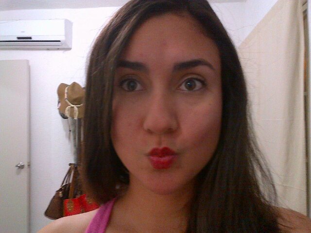 Soy exactamente lo q no mereces!