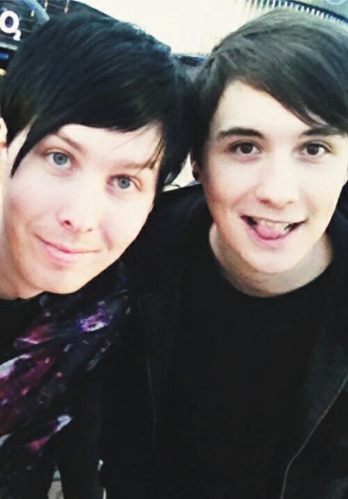 just another one of those cheesy anonymous love message things for the phandom - dm me a message and i'll send it!