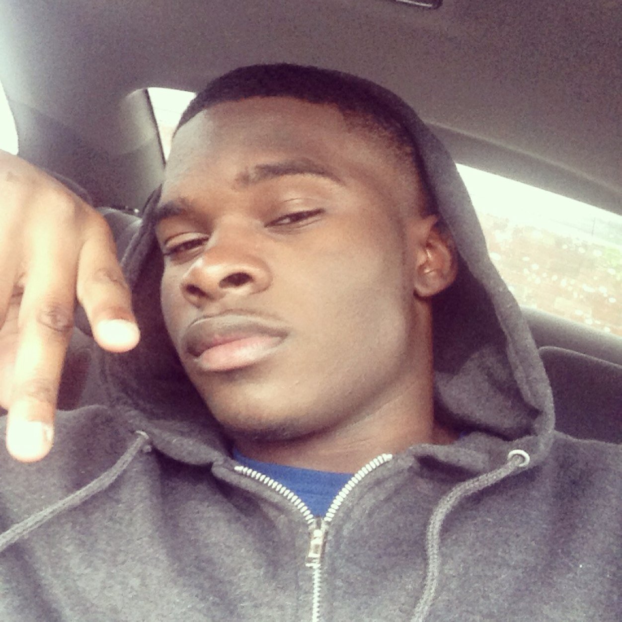 Gorilla Azz Nigga 10 toes down IG:KQB_MrKodak