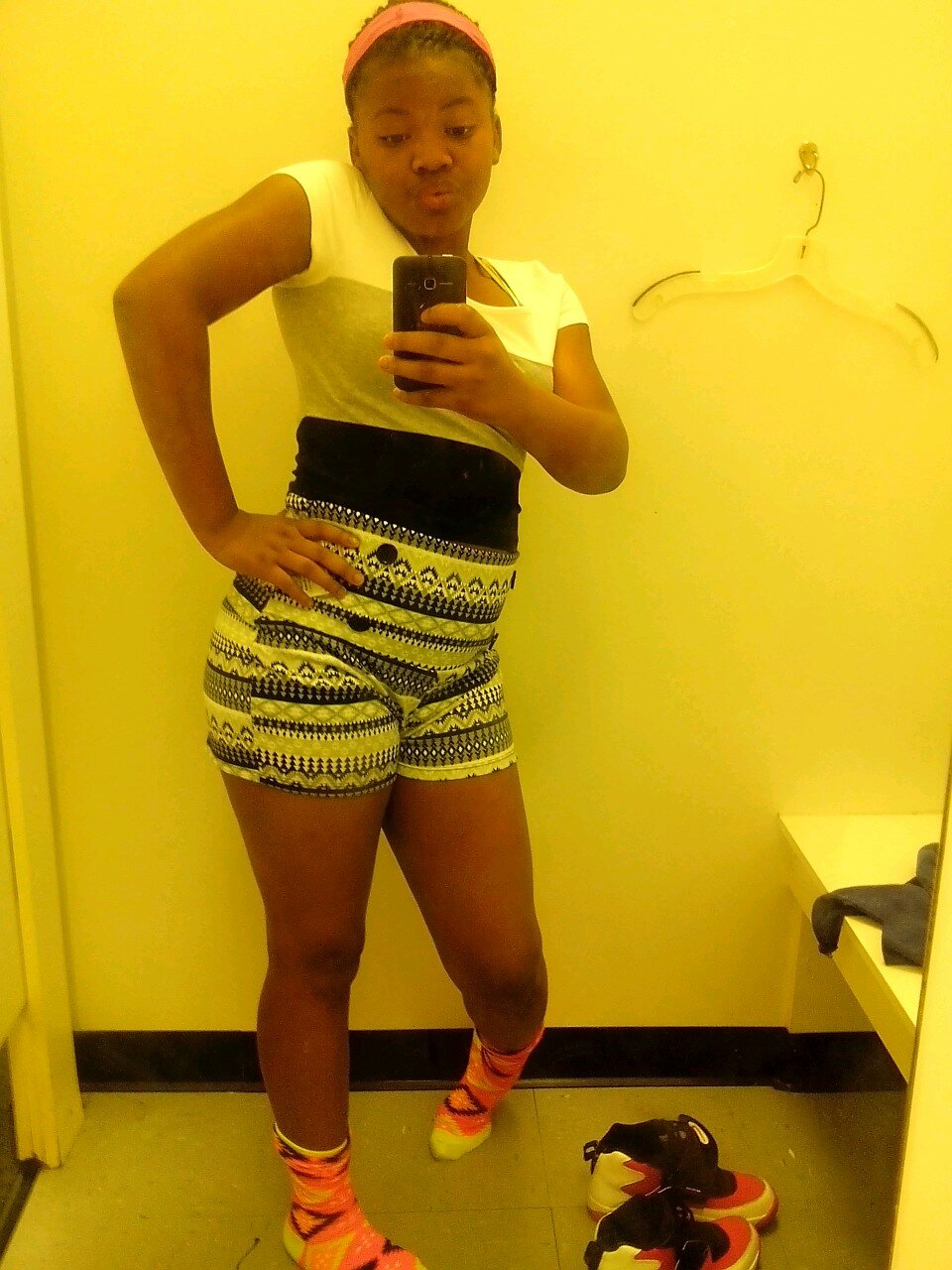 c7533398e497438's profile picture. I LOVE MHYII BAE