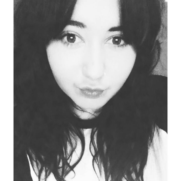 Courtee_Dee's profile picture. I am a hippy ok