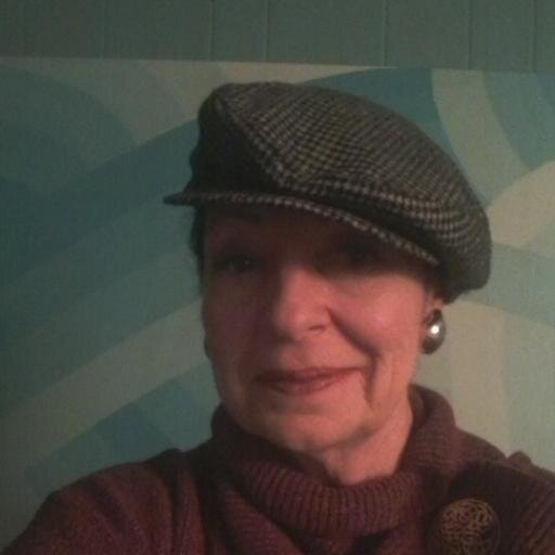 pearliwhites's profile picture. Freelance writer, facepainter, artist.  Salesperson.