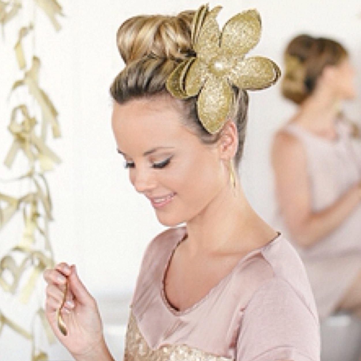 johannasophia_'s profile picture. made to smile.wine http://t.co/gxqREUtJp5 with a ballet obsession.domestic goddess.impromtu  triathlete.macaron&champagne addict.agatha christie fan.