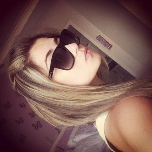 Mineira, 16 anos  ✌