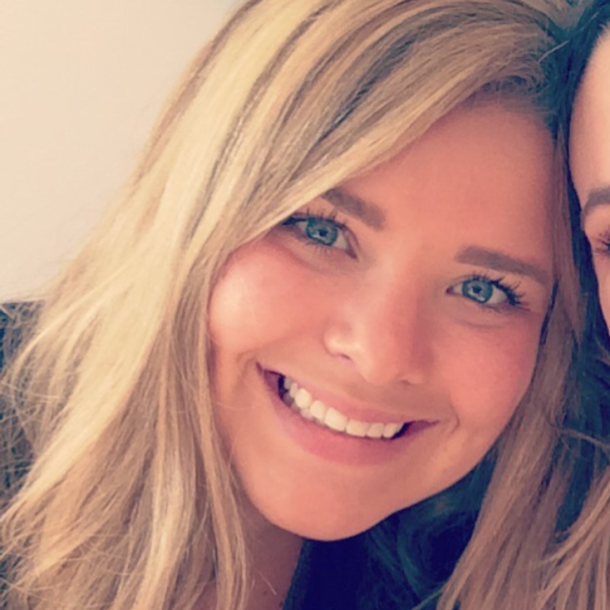 kellyomeara's profile picture. live everyday like its shark week