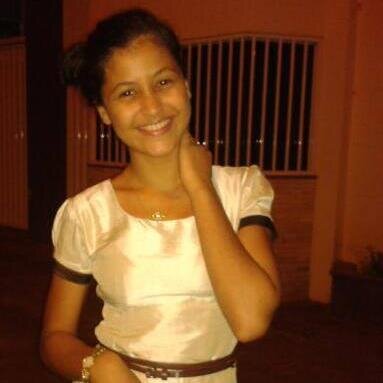#ariana tímida e determinada 
#segue que eu #sigo de volta...
FACEBOOK Laísa S Braga