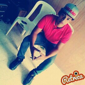 ''Es tU vida cOn la miaa Un cOmplementO tan perfectO Que haOra tOdo lO comprendO te esperaba desde hace tiempO''
 Sheila + Michael =\♥/  1/8/13
