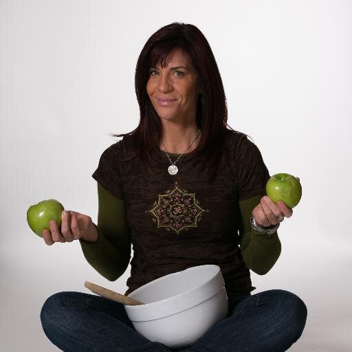 Lifestyle Medicine Doc, Traditional Foodie, Kitchen Witch, Author of Taste and Flavor-365. Eat well to live well.