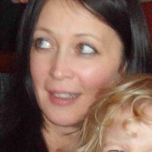Determined, spirited and always willing to learn. Marketeer. Writer. Artist. Cook. Devoted Mummy. Dedicated Wife.