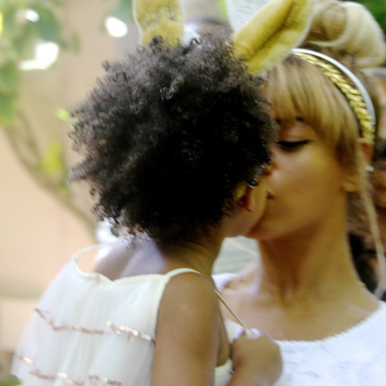 Beyhive////Beyoncé/// Beyoncé is queen therefore you shall bow down