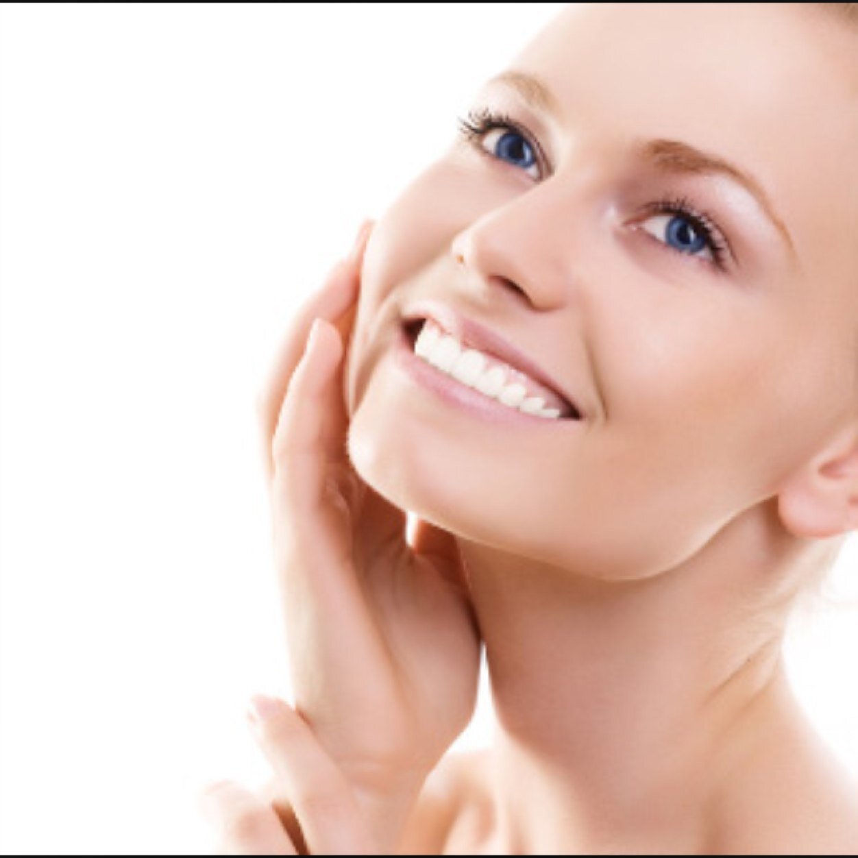 Brindamos la mejor calidad en tratamientos de Estética, Nutrición, Odontología, Acupuntura, Densitometría Osea, Psicopedagogía y mas. Tlf:(0212)2510022