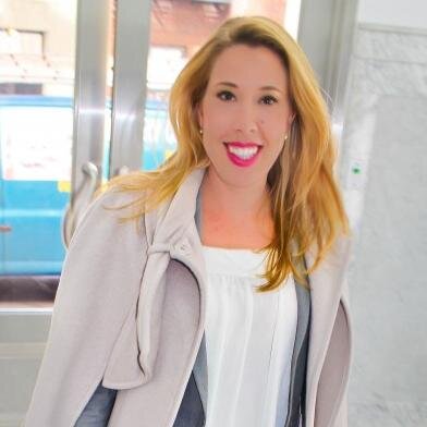 Melissa Murphy | Mom to #Kiki | Founder of Pop Press | Marketing & PR |Fan of travel, brunch, bright lipstick, and green juice | Doula at Boho Birthing