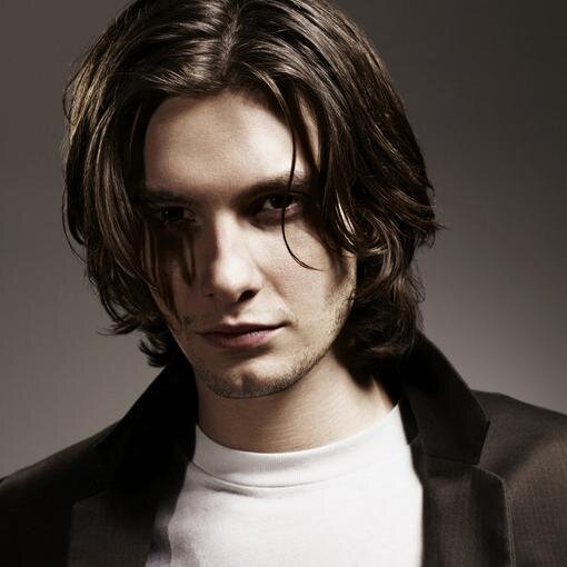 HOTT DUDE WITH A COOL ATTITUDE...