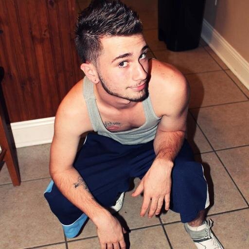 Aaron's Michael Naquin
I'm 21 y/o and single!
Rim Pro's of Metairie.