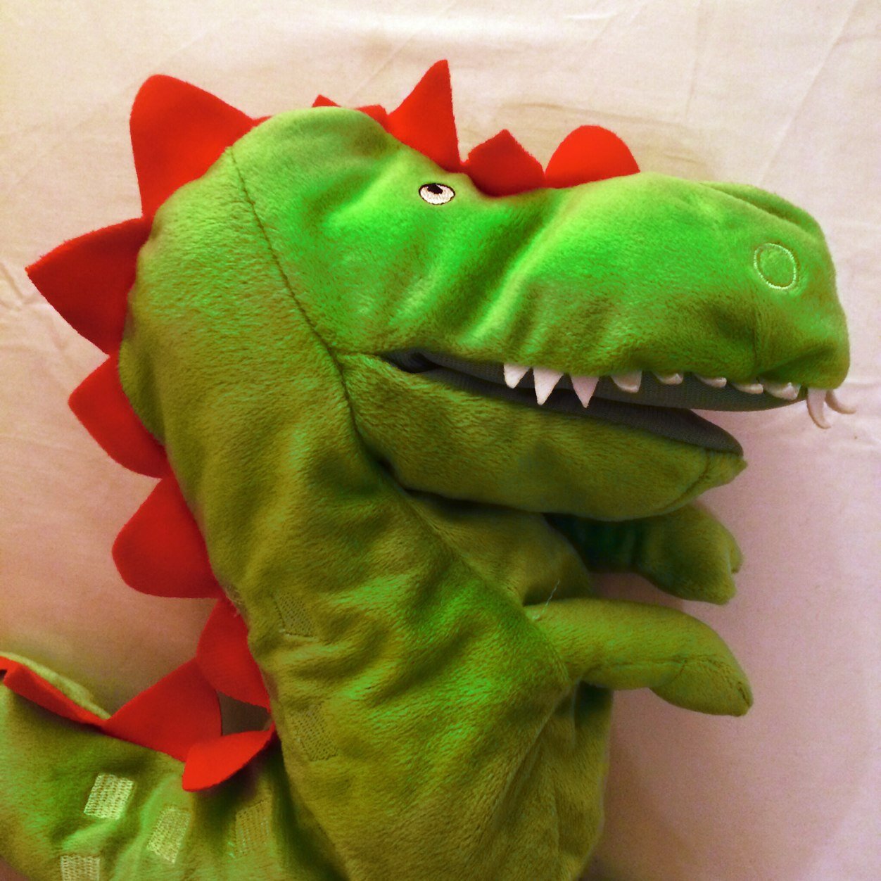 tamasdragon's profile picture. Obsessed with sound. Recording, mixing, score mix.