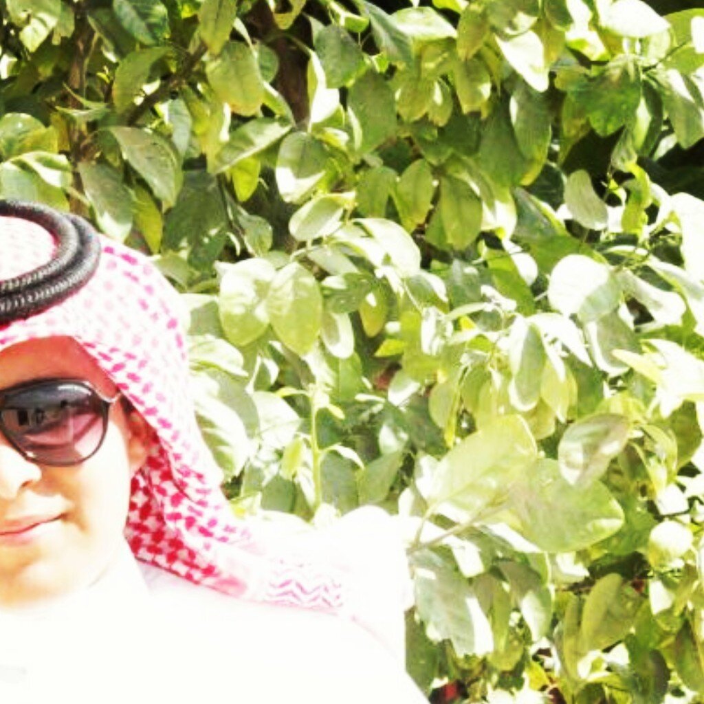 هدفي هو.ان ارسم البسمه في محياكم#