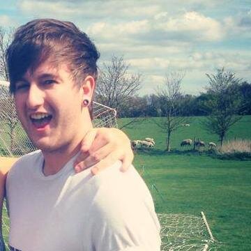 kitstimelinee's profile picture. kit's timeline x