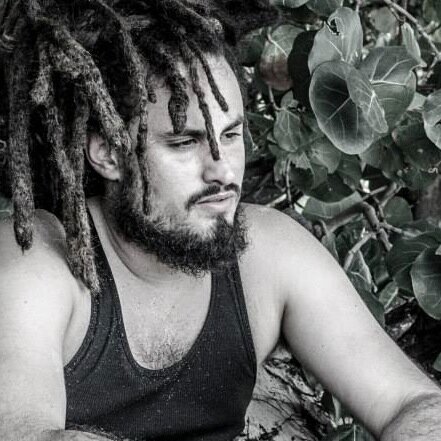 Reggae artist from St Marteen (west indies) and live in france Album coming soon @rkfproduction