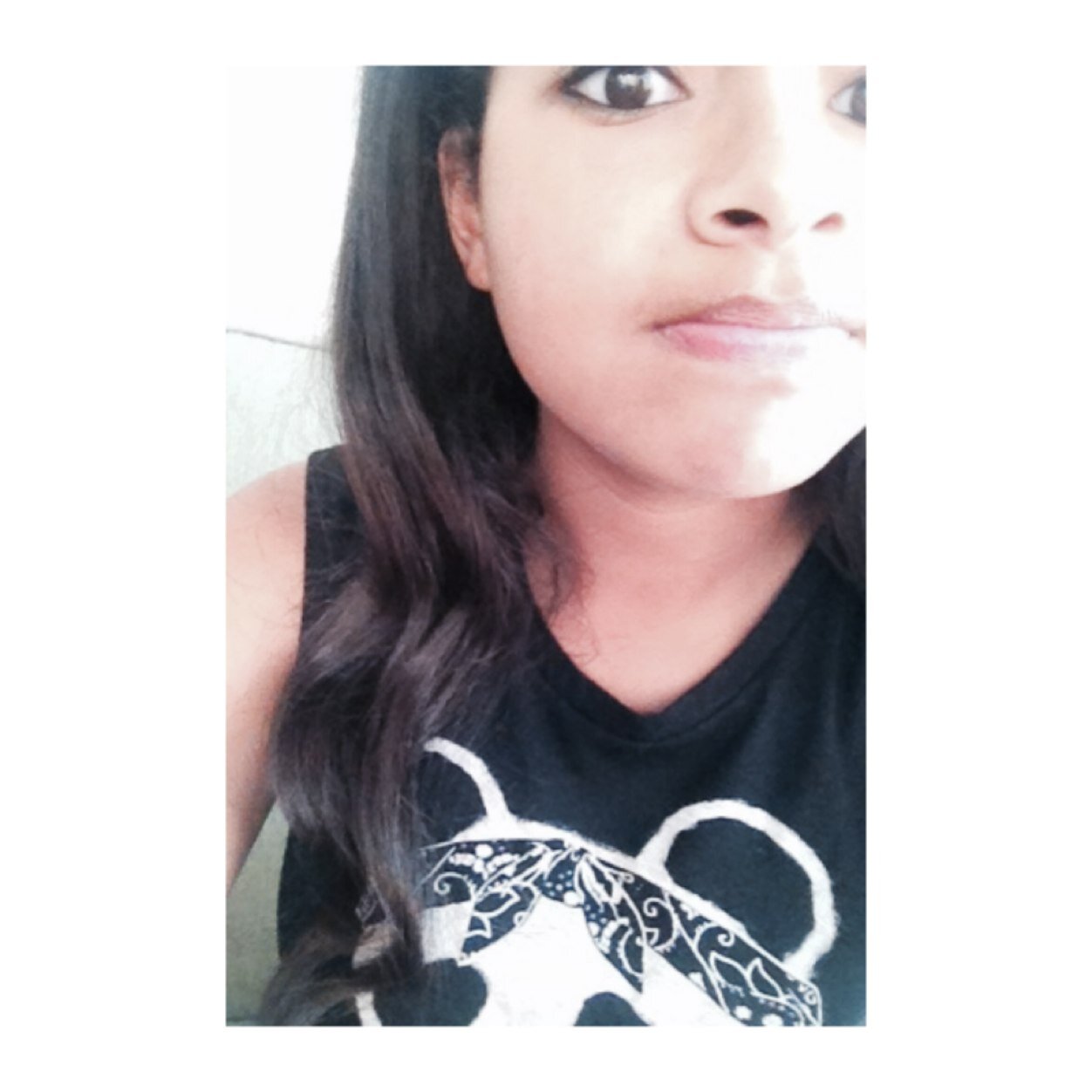 malyiawalterss's profile picture. i only like. 
wait. nevermind.
i hate everybody