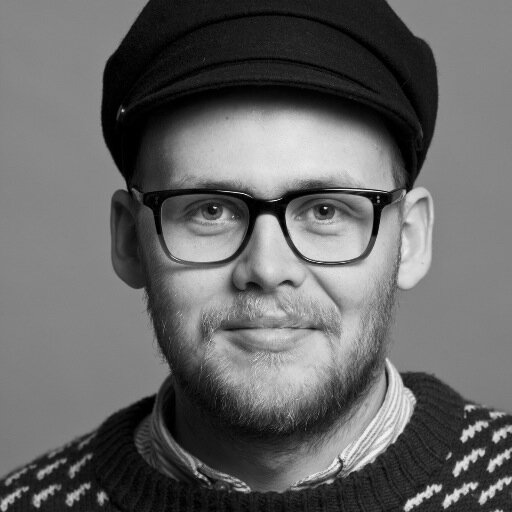 Icelandic / Graphic Designer / Hyper Island Graduate / Cyclist / Snowboarder / Saab enthusiast / Scrutinizer.