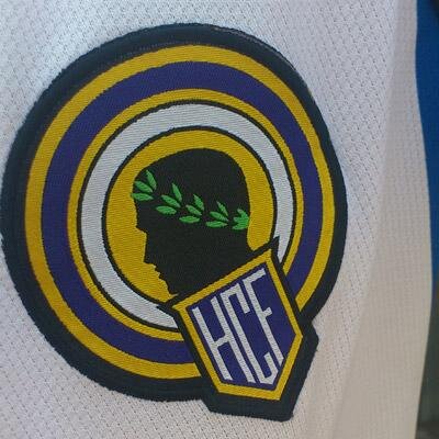 Diseña-desarrollador web. CMS ( expecialmente Joomla, WP). HTML5, JS, CSS3, PHP, MySQL.Herculano-culé. Ocioso y no rehuye a la prácitca de deporte y next-trader