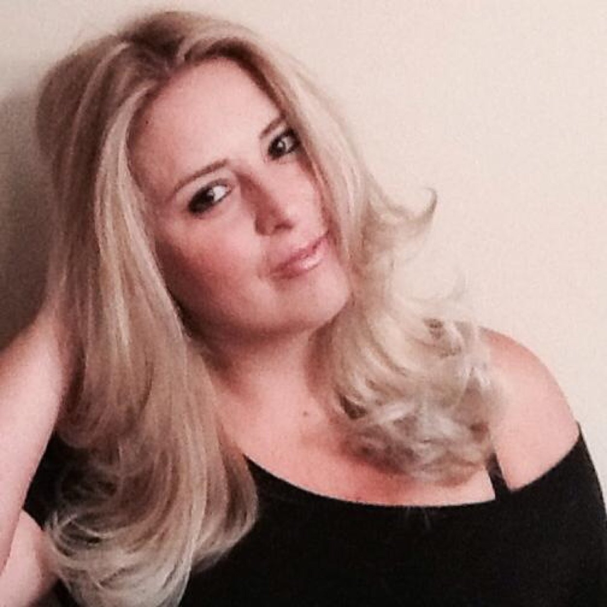 vanityribeiro's profile picture. Produtora de figurino - Vanity Ribeiro - Cristã,com mto orgulho,pois foi Ele que mudou meu viver!!!