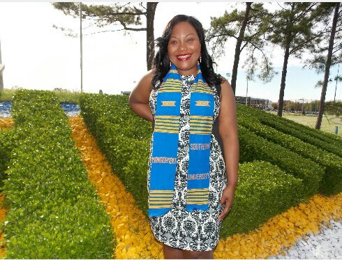 Alexis_JD_MBA's profile picture. @Da_Real_REAList ❤ #TeamSU Alumni Southern Law '17 MBA 17' #WhoDatNation #LakerNation