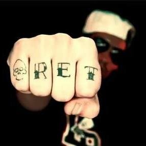 Rap não tem cor, o rap não é colorido, o rap não tem cor.
