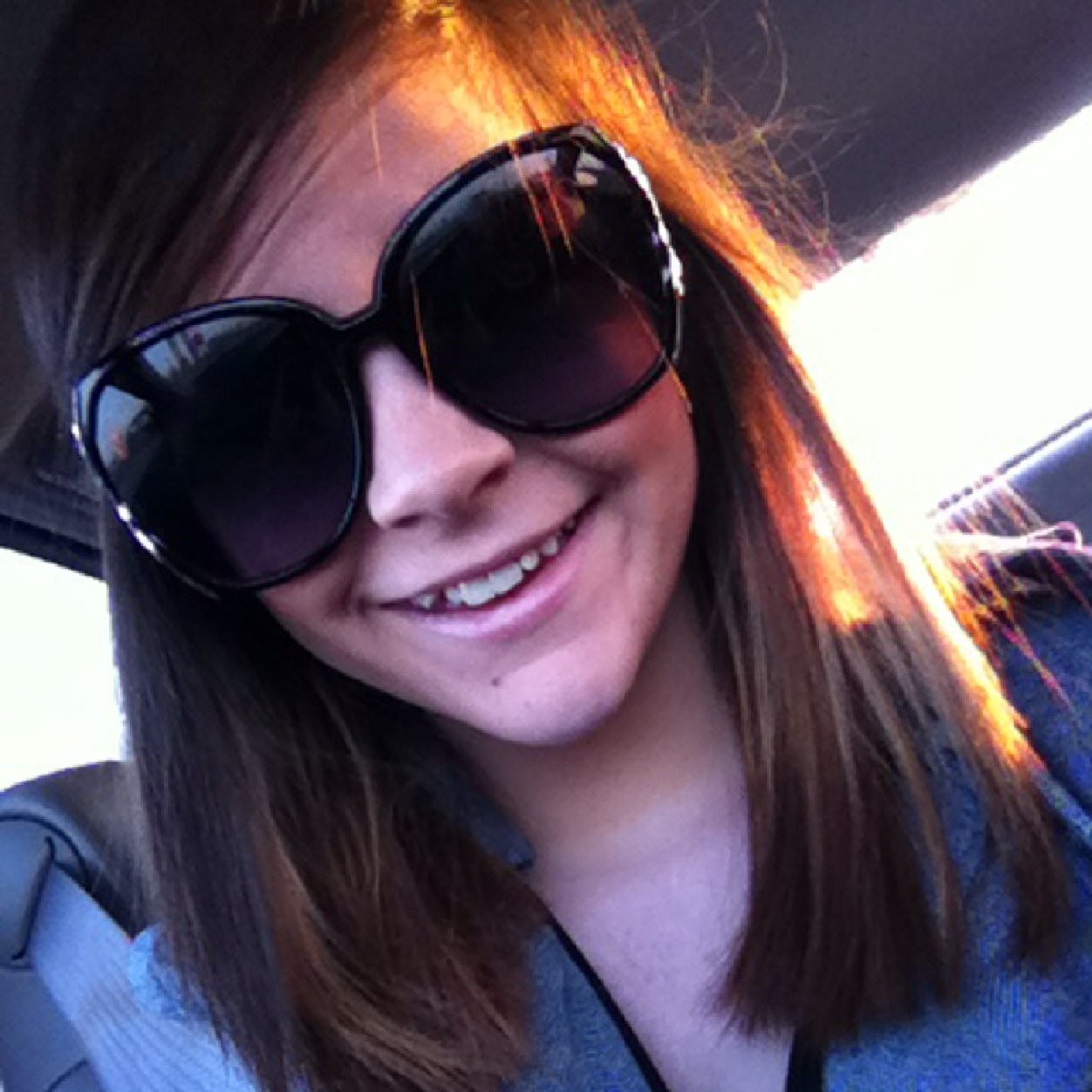 AmberStokes1234's profile picture. Single(: