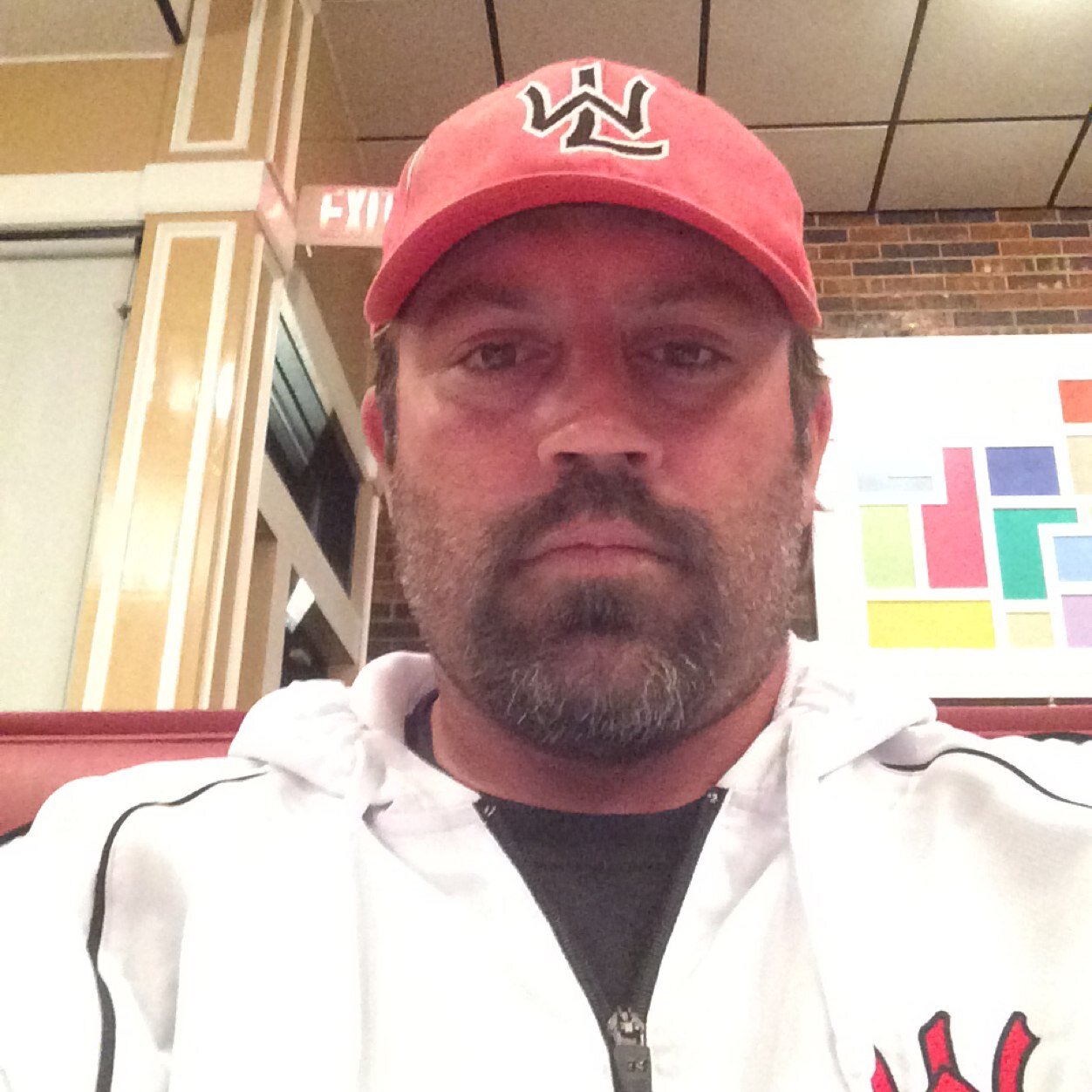 sain_saintyler's profile picture. 