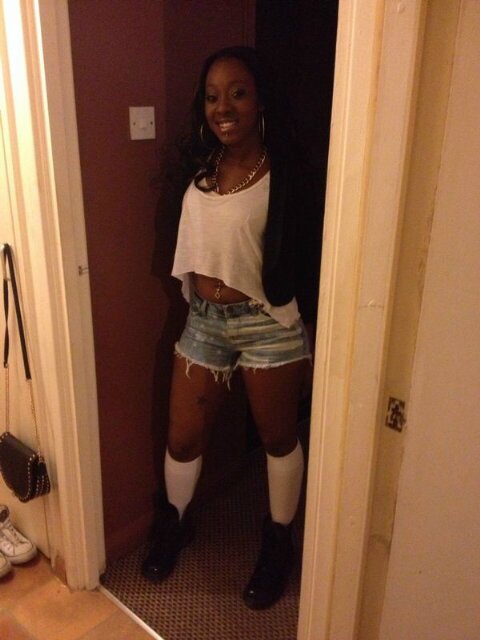 She got a body of a godess everybody kno that super cute face an a booty so PHAT!!!☺