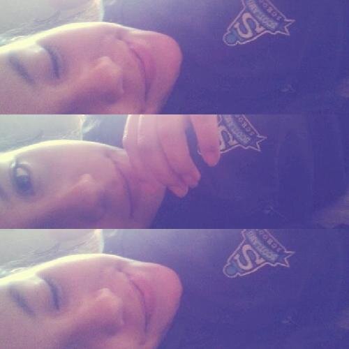 Directioner de corazon ..amo Ed 3
Me gusta mushisisisimo leer3
!  si me sigues juro seguirte de vuelta ;) ....