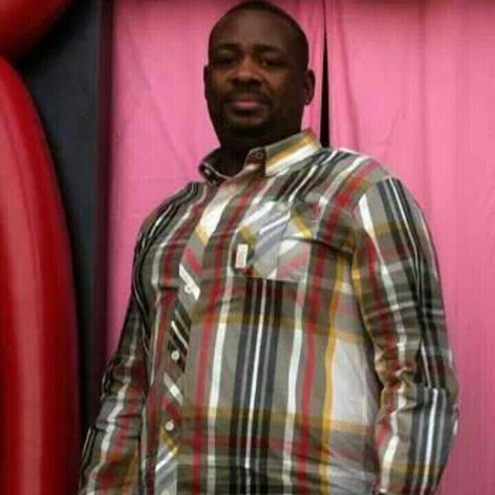 twosonblue's profile picture. 