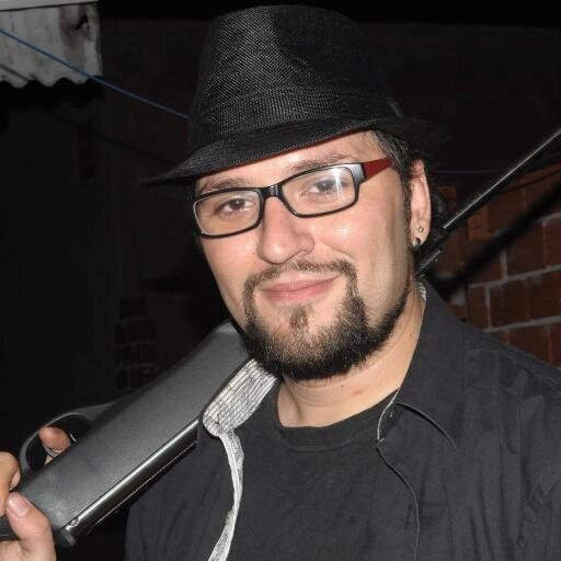 Decokiller7's profile picture. Eu só gostaria de saber quem realmente eu sou?