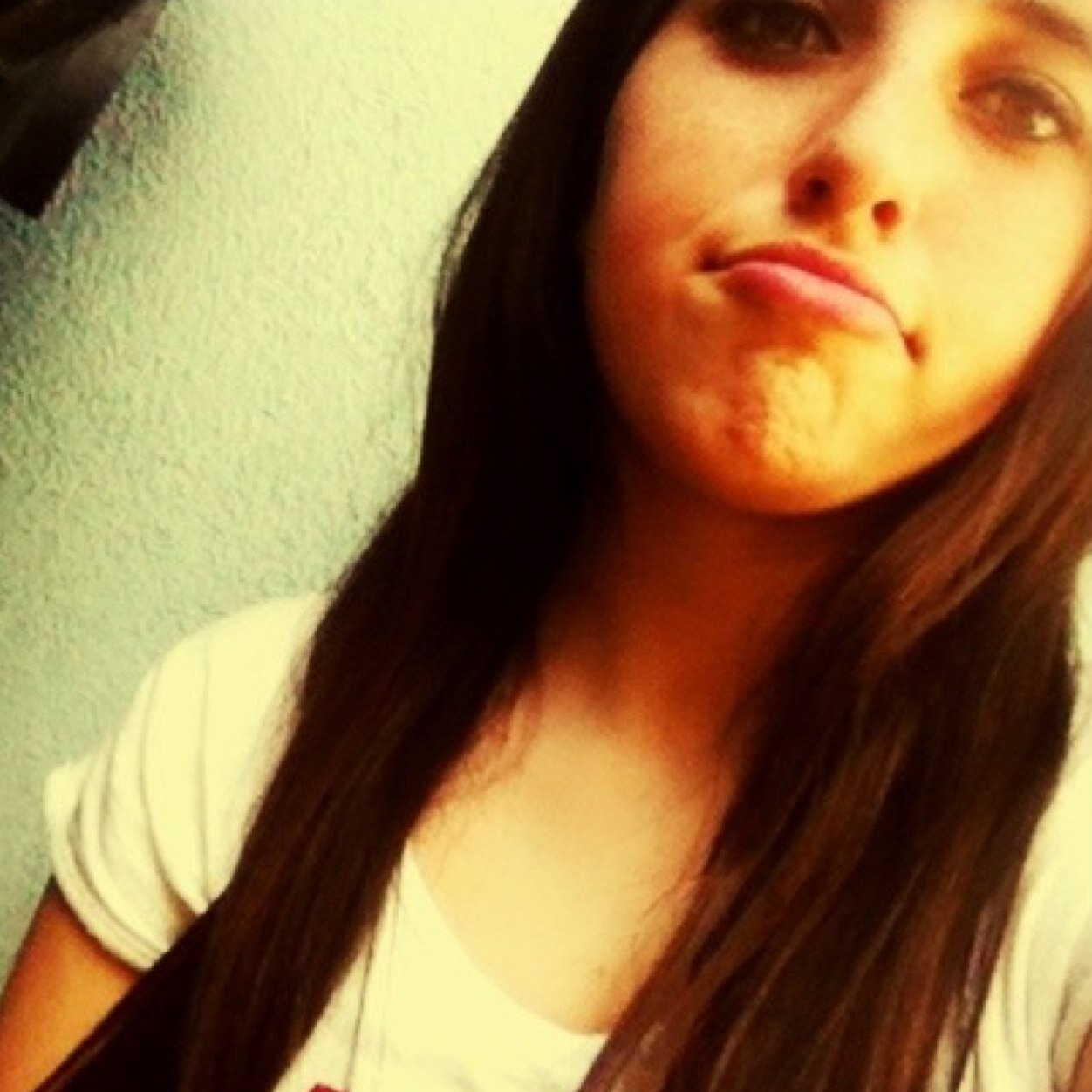 1Dfanlover101's profile picture. -just a teenage girl who listens to music with hopes up high- 
Pierce the veil ....sleeping with sirens......bring me the horizan......asking alexandria......