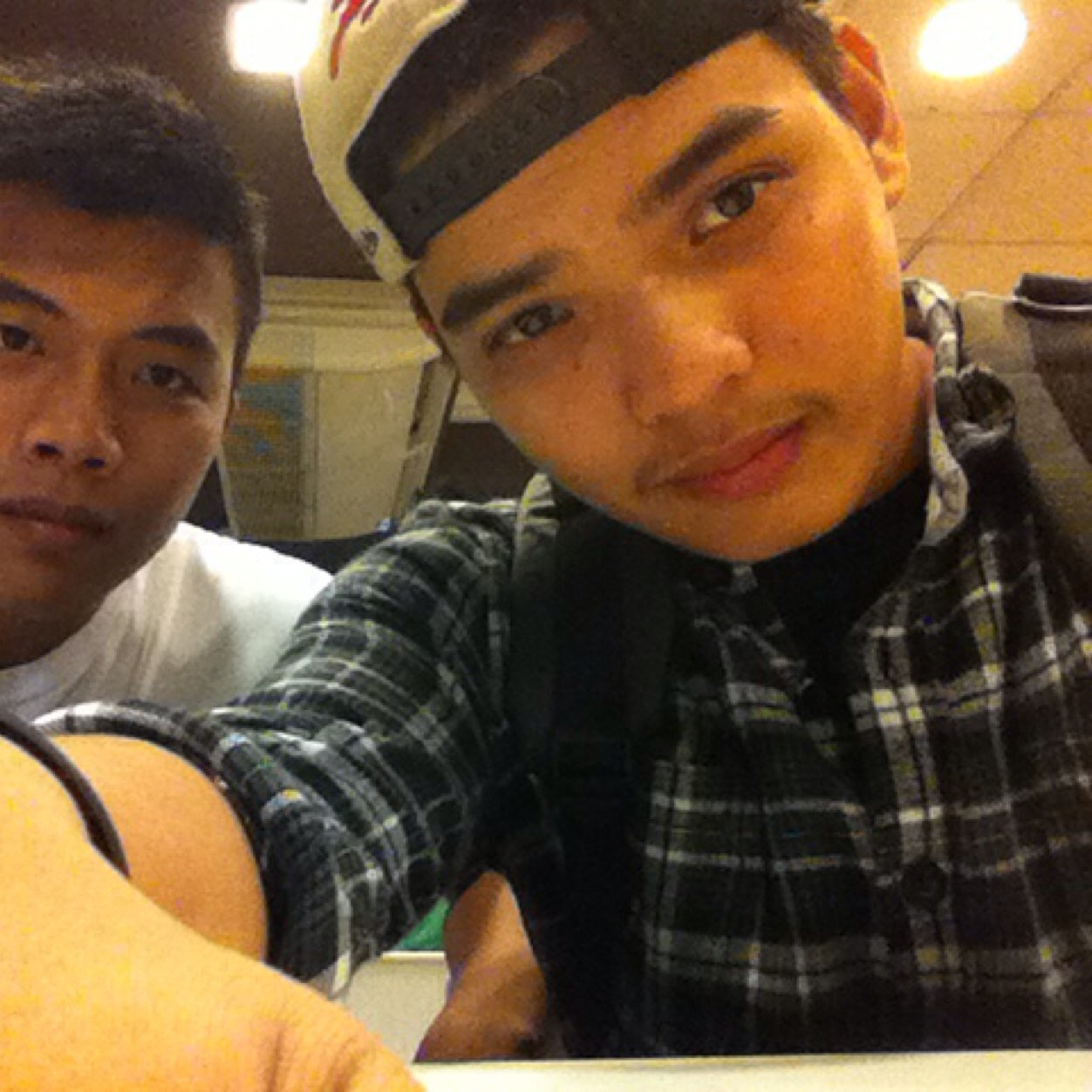 Wazaaaaf! (follow me and I'll follow back)