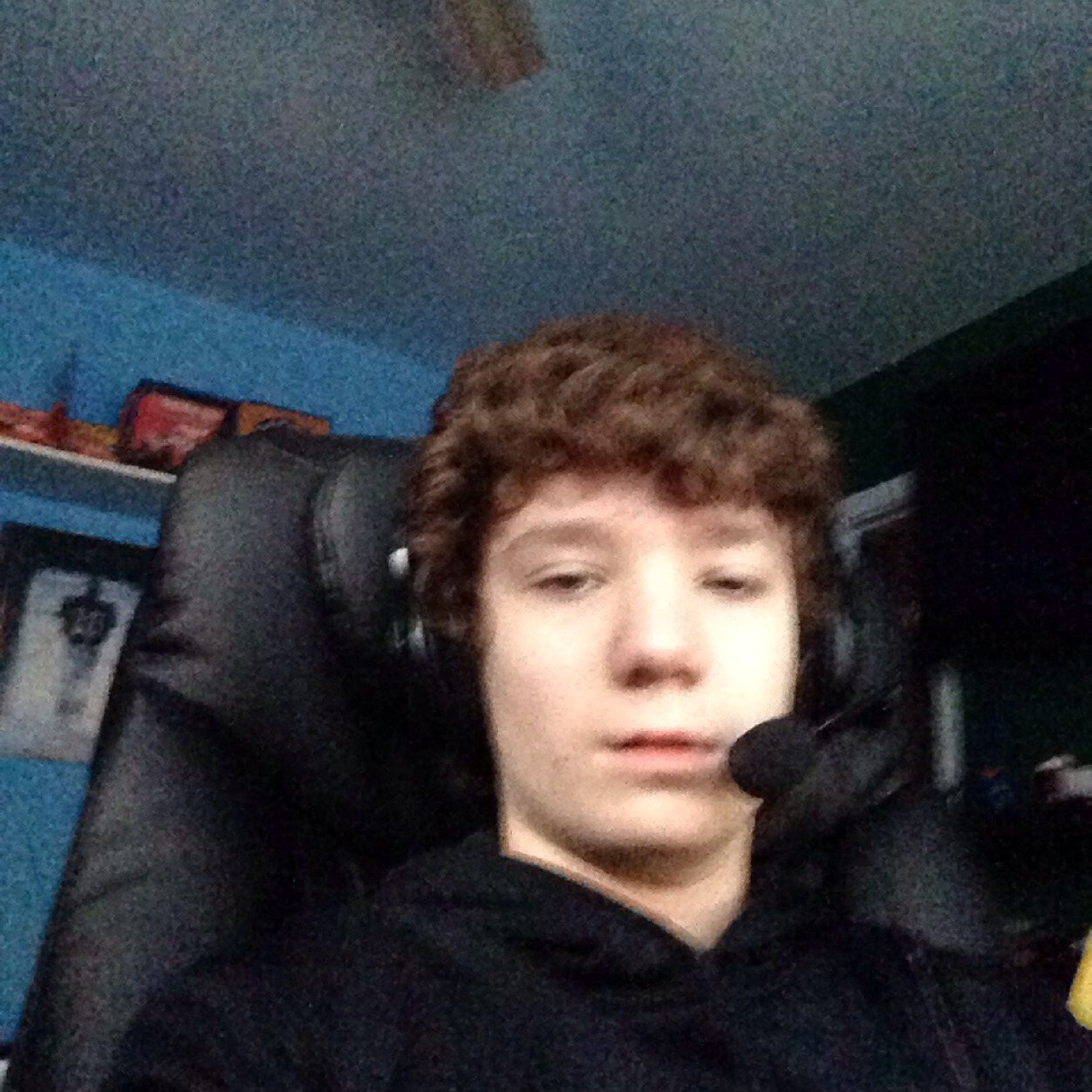 Hey Guys, Its Psyc Here Im A Feeder If U Would Please Follow Me It Would Help Alot.