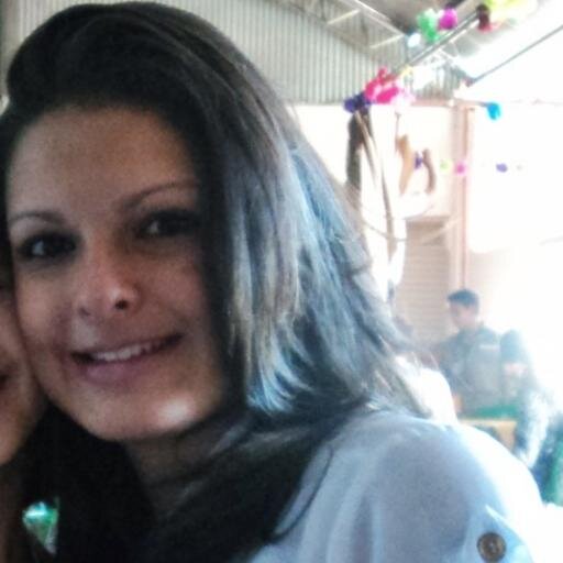 A meninα que mtos desejαm , e outros invejαm ; α perfeitinhα com mtos defeitos (:
