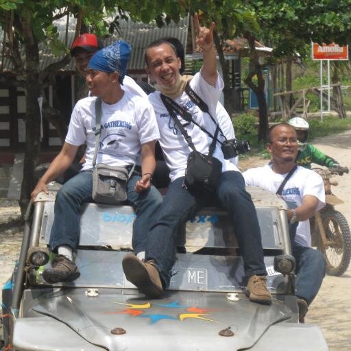 Ex-media advertising, Blackburn Rover FC fan, Mercedes-Benz W124 Stripeline Classic Indonesia (Lis Becak) & Project Division Wija Truss Baja Ringan