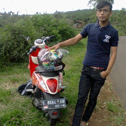 Slm Satu hati semuany. Puny motor Scoopy? Tertarik gbung dg Club/Komnitas? Nyo, gabung bersama [Honda Scoopy Automatic Majalengka] CP- RUDI S : 085324118867