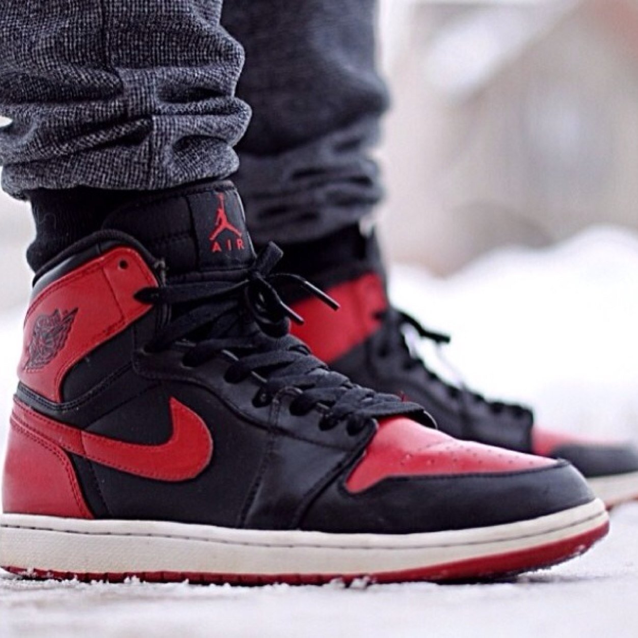 ObscuredMiTiS's profile picture. Im a sniper. I only snipe on the weekends. Part time trickshotter.
Also a sneakerhead.