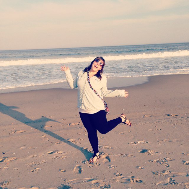 Full-time fresh-to-death goofball and  part-time lady, history major at #CWRU '16  #deltagamma ΔΓ