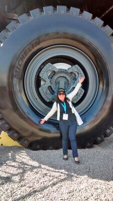 dnlarriola's profile picture. 