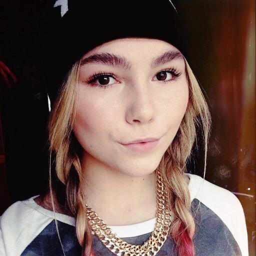 Мика является лучшим! 18yrs od. I fight to survive. #RedStar (Fictional RP Account)