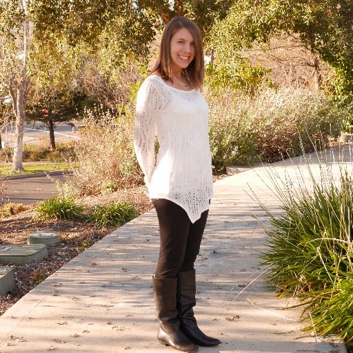 jleicesterdavis's profile picture. Jenny Leicester Davis, graphic designer | design studio specializing in print design, custom wedding invitations, and other stationery products.